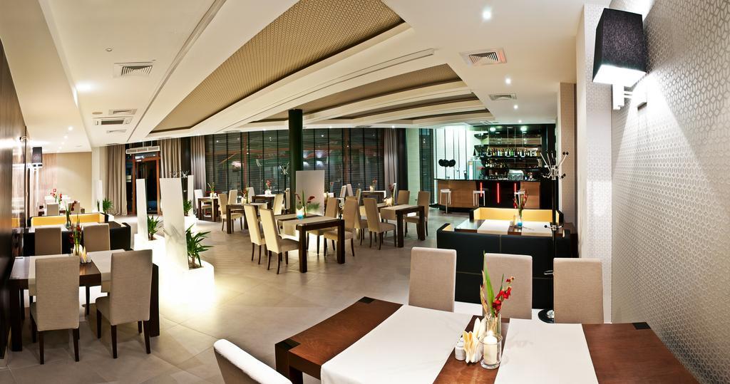 Hotel Piano Lublin Exterior photo
